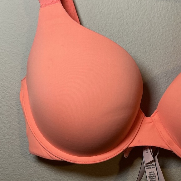 Victoria's Secret Coral Bra - Picture 6 of 7